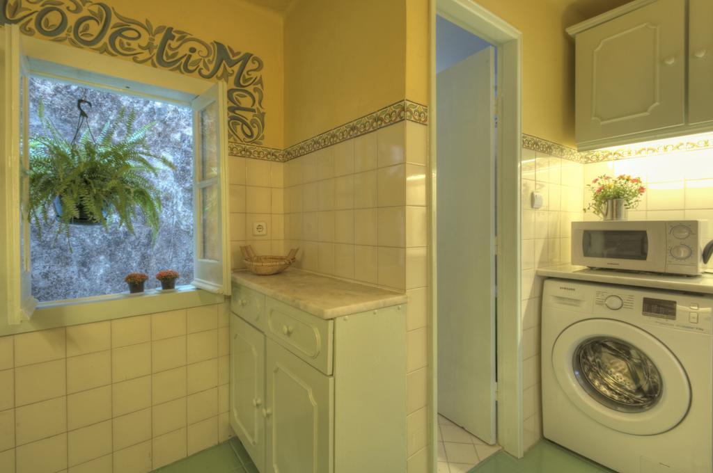 Stay Local In Alfama! Alice Central Home, Near River Lisboa Exterior foto