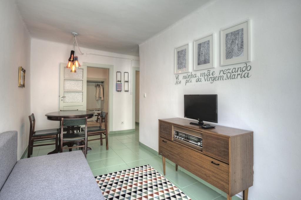 Stay Local In Alfama! Alice Central Home, Near River Lisboa Exterior foto